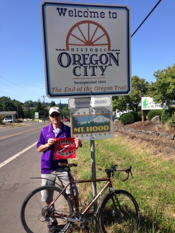 standing oregon city sign